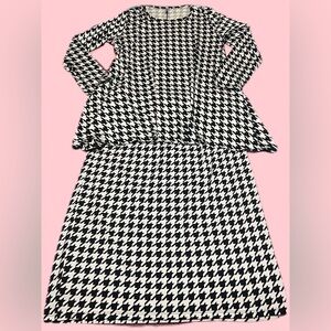 𝐇𝐨𝐮𝐧𝐝𝐬𝐭𝐨𝐨𝐭𝐡 𝐓𝐨𝐩 𝐚𝐧𝐝 𝐒𝐤𝐢𝐫𝐭 𝐁𝐮𝐧𝐝𝐥𝐞🥳